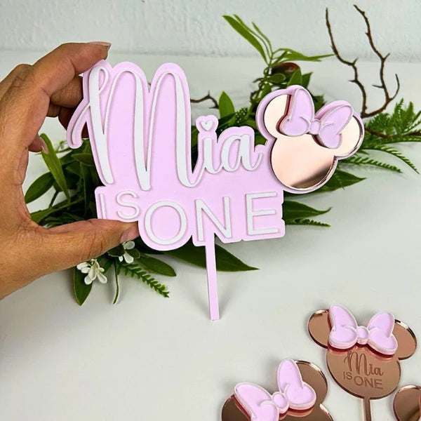 Toppers Personalizados - “Mia is One” "Name is One"
