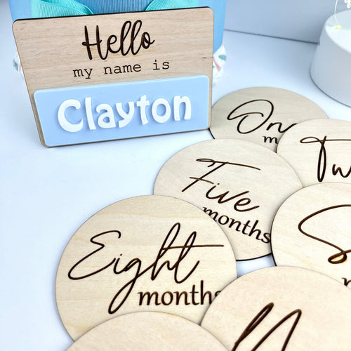 Baby's Monthly Milestone Set
