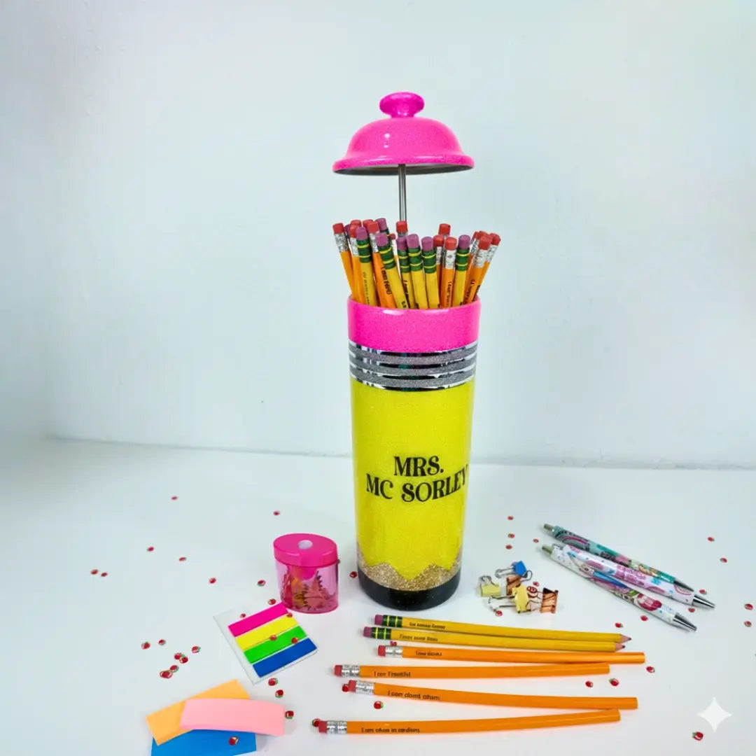 Porta Lápices en Forma de Lápiz – Personalizable