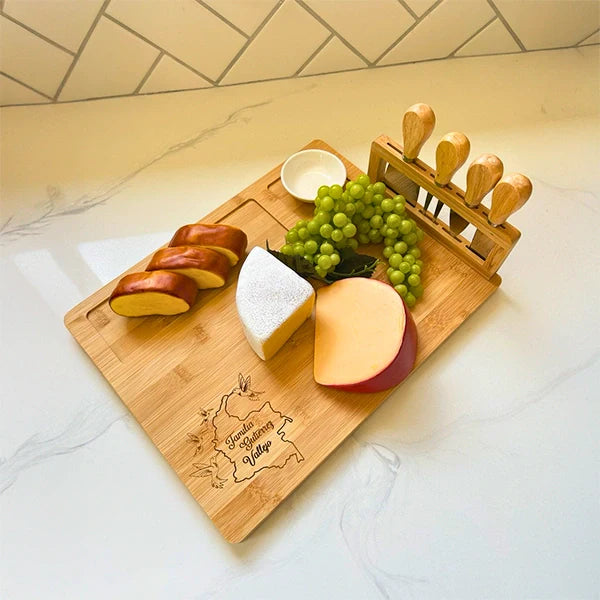 Tabla de Quesos con Cuchillos